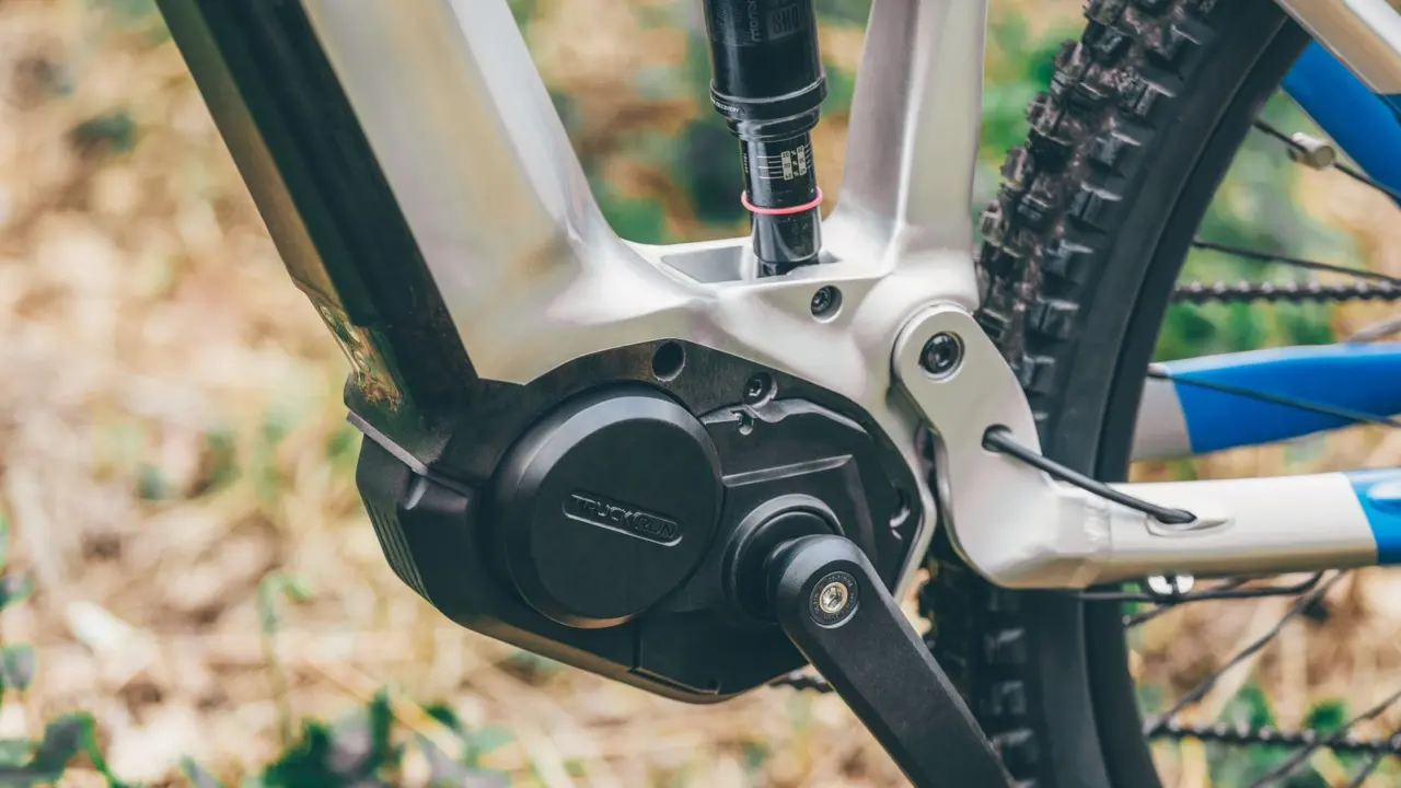 hub motor vs mid drive